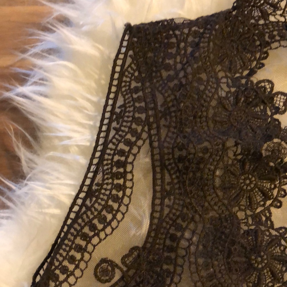 Brown sheer vest - Picture 2 of 4